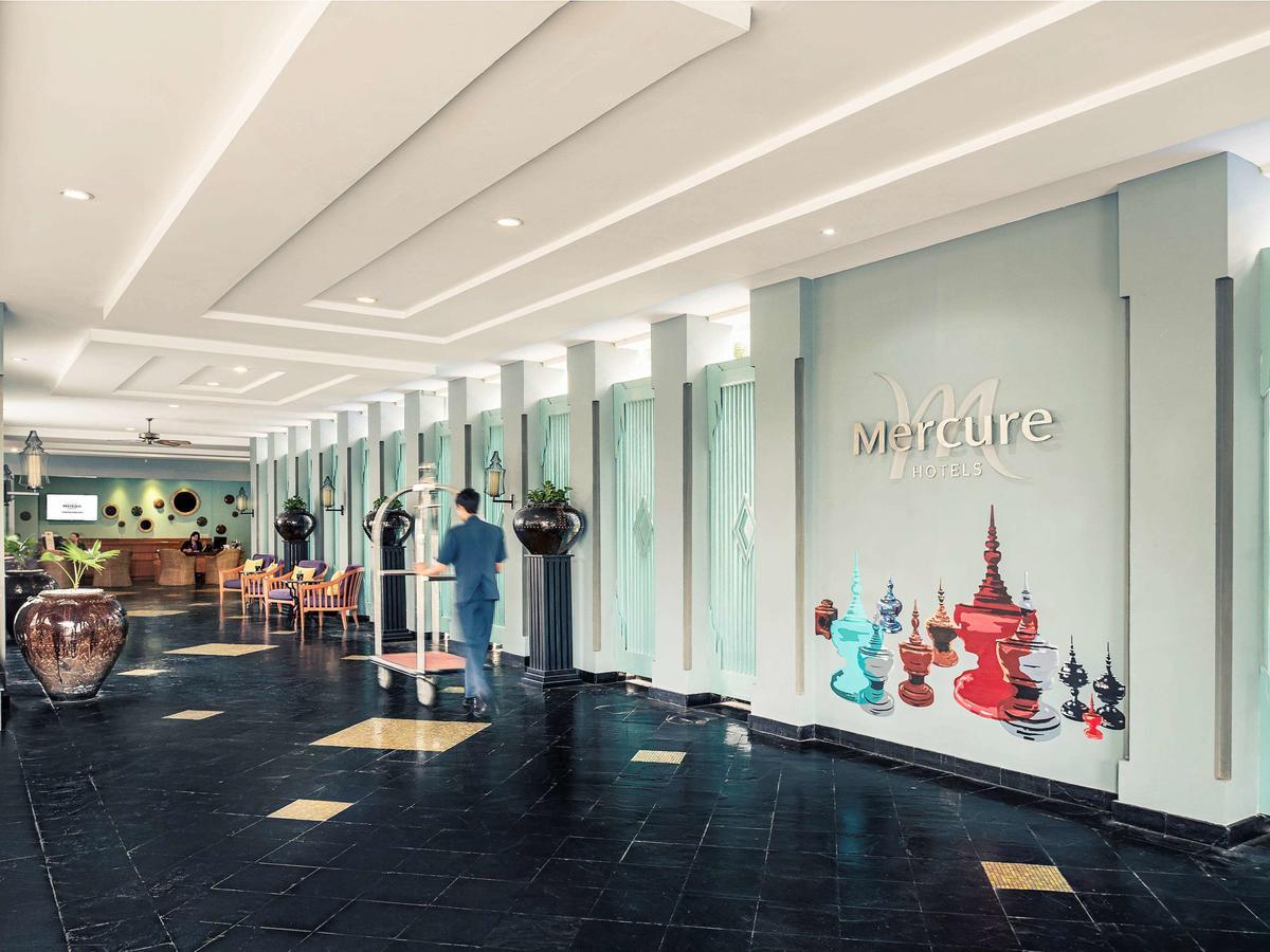 Mercure Yangon Kaba Aye Exterior foto